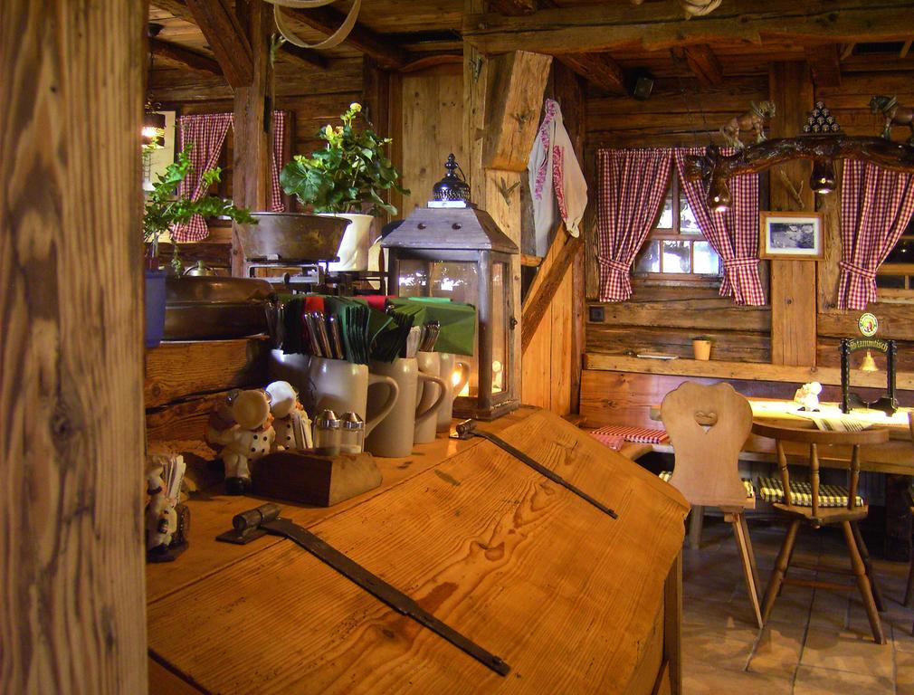 Landgasthof Untere Muehle Alpirsbach Esterno foto