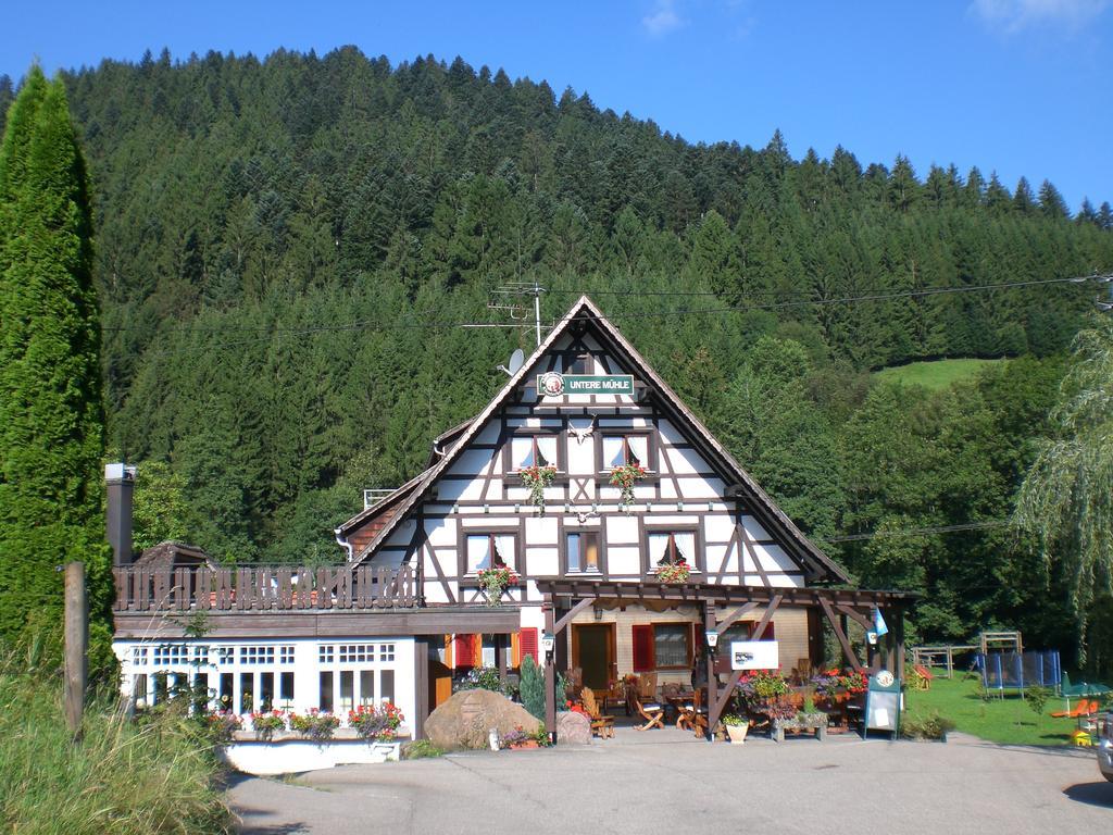 Landgasthof Untere Muehle Alpirsbach Esterno foto