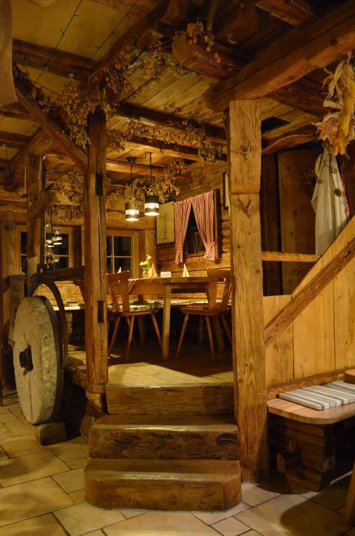 Landgasthof Untere Muehle Alpirsbach Esterno foto