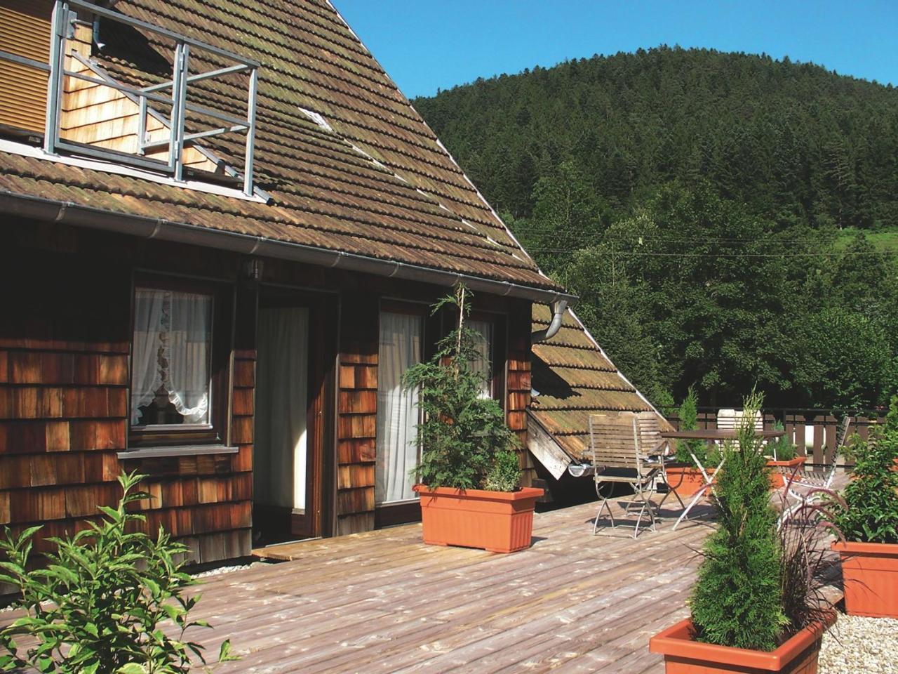 Landgasthof Untere Muehle Alpirsbach Esterno foto